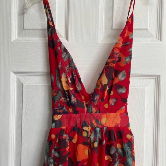 Floral V Neck Sleeveless Maxi Dress - Picture 3 of 6